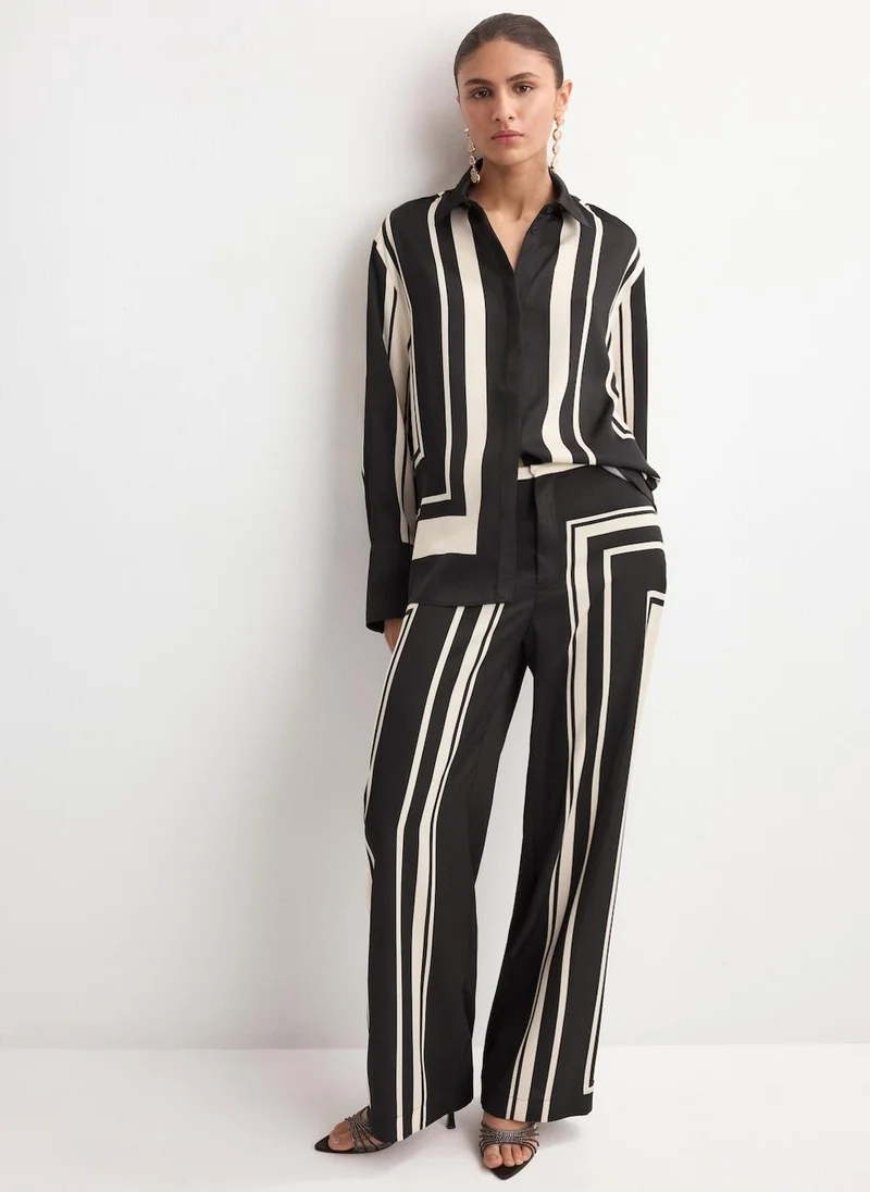 مانجو Satin print blouse